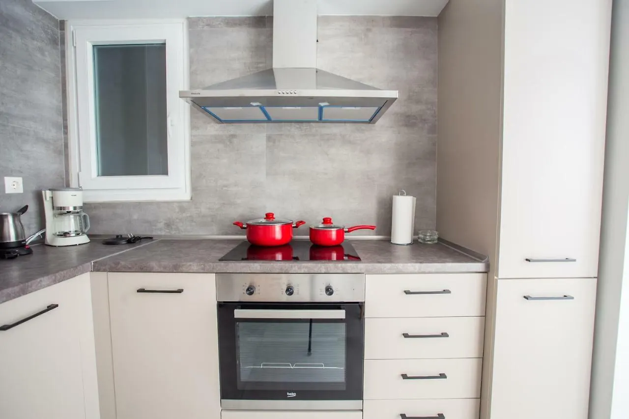Spacious Unique Luxurious Central Thessaloniki Apartment